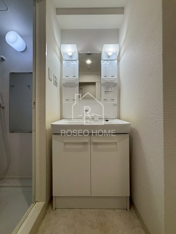 レジディア京町堀の洗面所