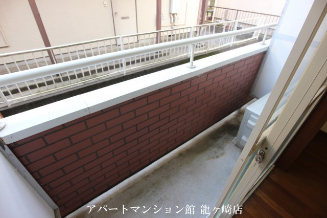 コーポサイドロードのバルコニー