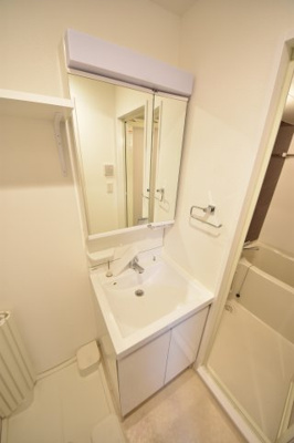 【独立洗面台】 | スプランディッド神戸北野