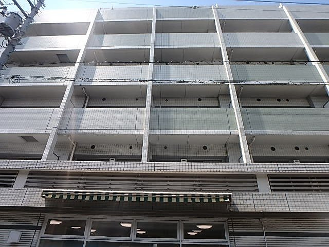 プライムアーバン千駄木の外観