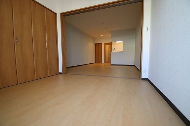 ラトナスの内装