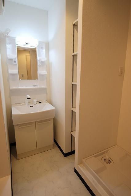 ラトナスの洗面所|広い洗面スペースです★