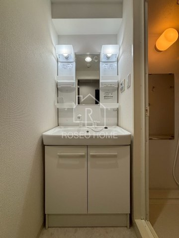 レジディア京町堀の洗面所