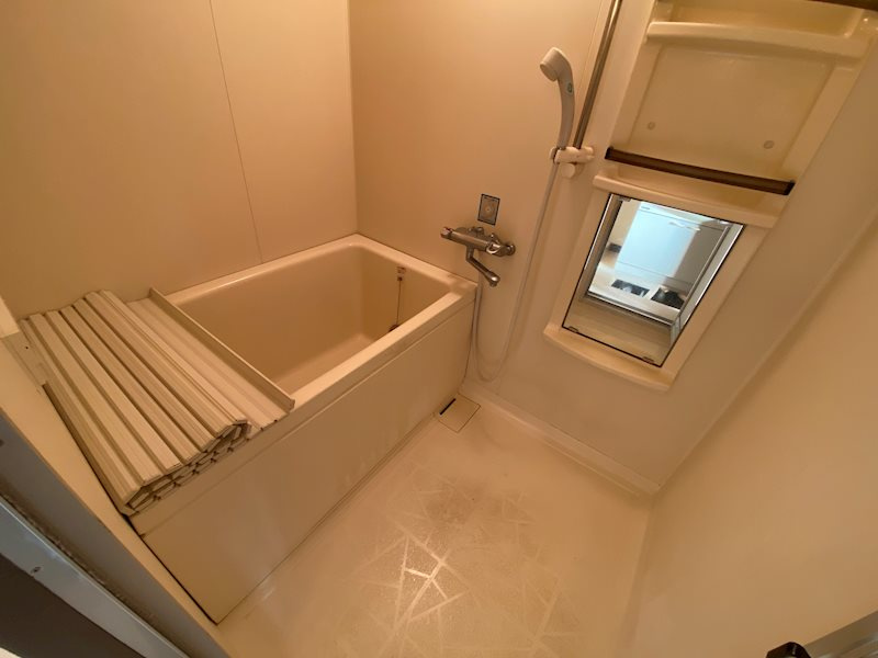 ランテージ神戸花隈の浴室