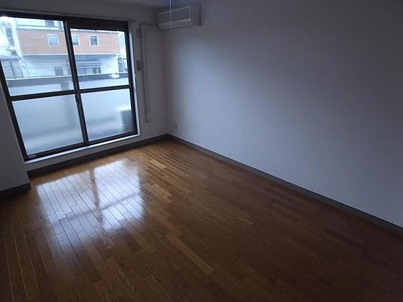 オ・ボワクレールの洋室