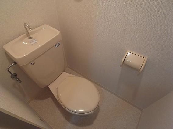 オ・ボワクレールのトイレ