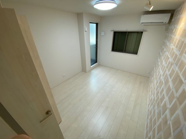 フジパレス灘Ⅰ番館の洋室