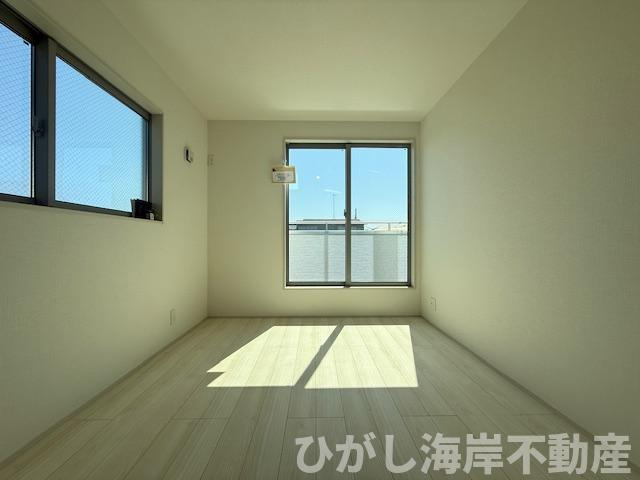 茅ヶ崎市萩園　新築戸建　全3棟の洋室|6.7帖　洋室