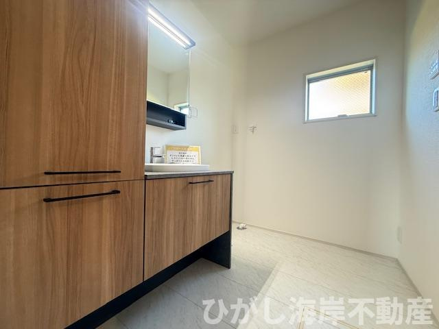 茅ヶ崎市萩園　新築戸建　全3棟の脱衣所|脱衣スペース