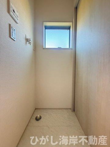 茅ヶ崎市萩園　新築戸建　全3棟のランドリースペース|洗濯機置場