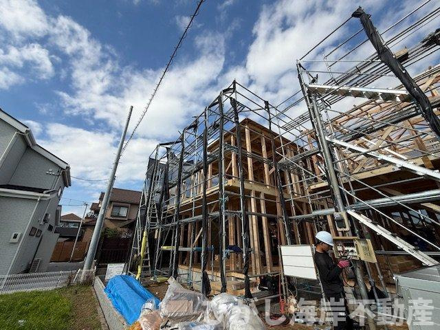茅ヶ崎市萩園　新築戸建　全3棟の外観|11月20日撮影　建築中　現地外観