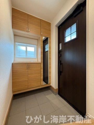 茅ヶ崎市高田３丁目　新築戸建　全2棟の玄関|玄関