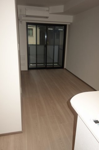 グランエール森下WESTの居間・リビング