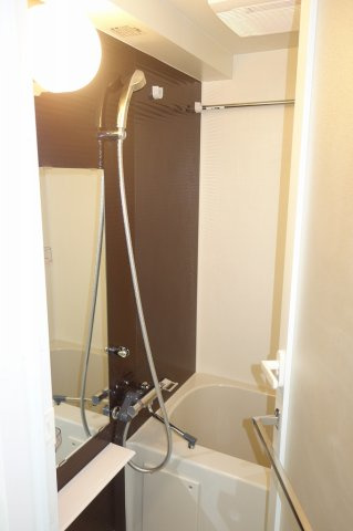グランエール森下WESTの浴室