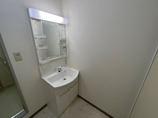 【洗面所】