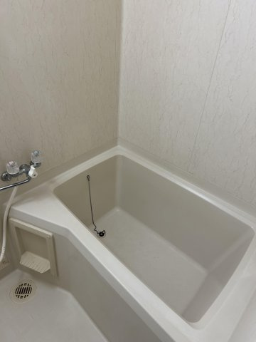 ベアーズコーポの浴室|きれいなお風呂です♪