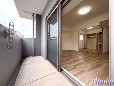 【バルコニー】 | グラディアン大曽根 | 暖かな日差しのふりそそぐバルコニー