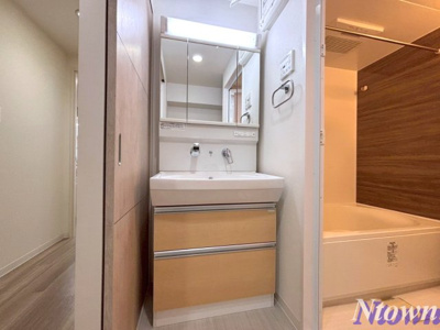 【独立洗面台】 | グラディアン大曽根 | 独立洗面台あり、毎朝おしゃれに忙しい女性の方におすすめです