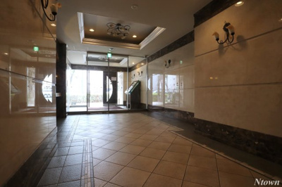 【ロビー】 | プレサンス名古屋駅前アクシス | 落ち着いたロビーです