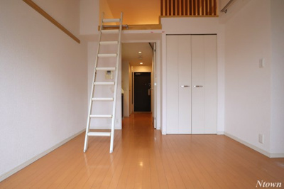 【居間・リビング】 | プレサンス名古屋駅前アクシス | ゆったり過ごせるリビングです