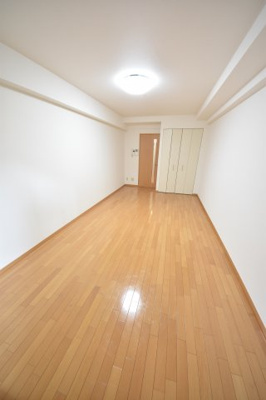 【洋室】 | レジディア三宮東