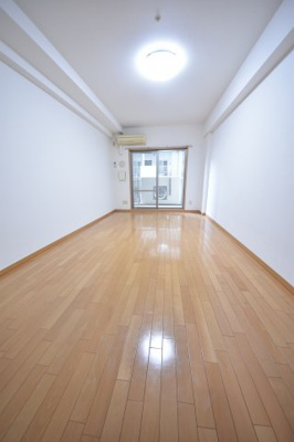 【居間・リビング】 | レジディア三宮東