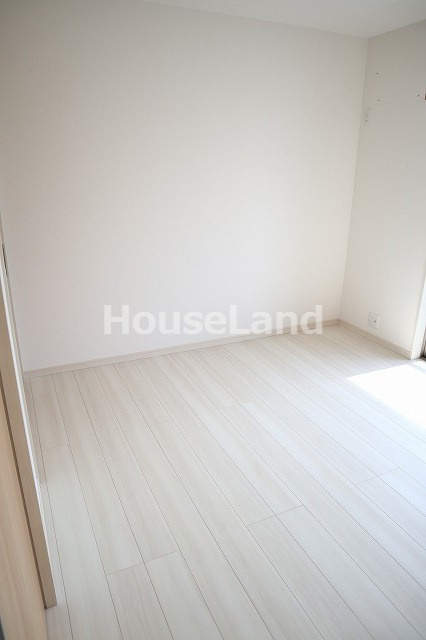 ラ・フェリオ鳴神の寝室|別部屋参考写真