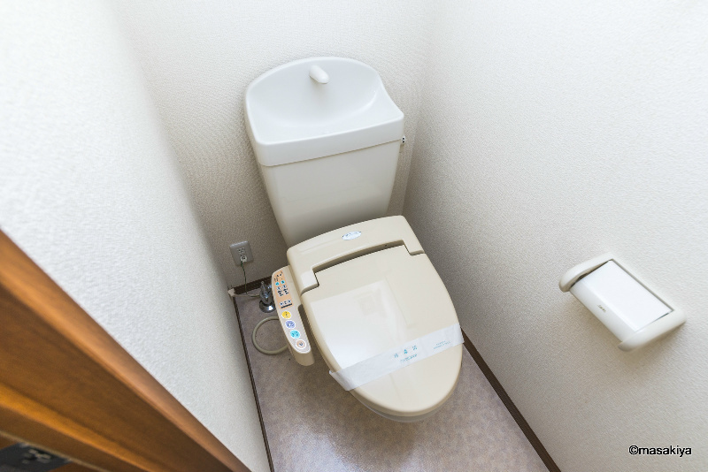 セジュール・シャノールのトイレ|トイレ　ウォシュレット付き。