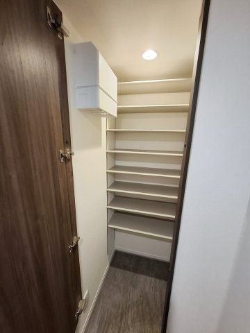 メゾン・ド・プティエル今津の収納