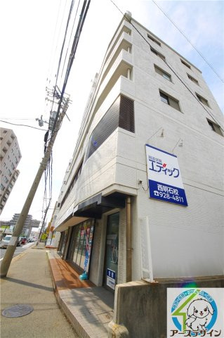 アンセルモ西明石の外観