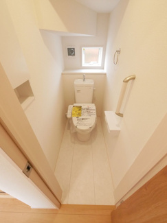 【トイレ】 | 中央市井之口 オール電化新築 全2棟 2号棟 車3台並列 | 建物施工例