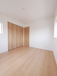 【洋室】 | 中央市井之口 オール電化新築 全2棟 2号棟 車3台並列 | 建物施工例