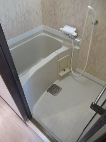 ラ・レジダンス・ド・西新の浴室