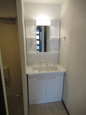 ラ・レジダンス・ド・西新の洗面所