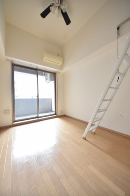 【居間・リビング】 | エステムコート三宮駅前ラドゥー