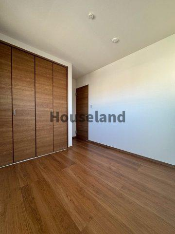 ルピナス・コートの洋室