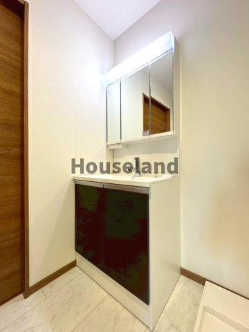 ルピナス・コートの独立洗面台