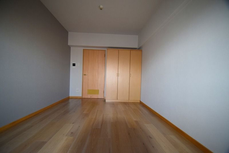 UMIBE BLD.の居間・リビング