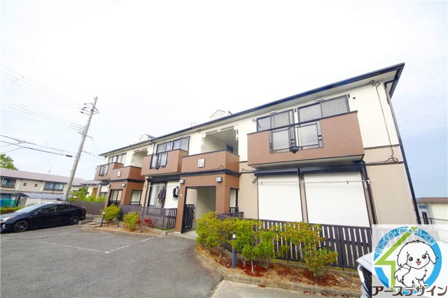 サンビレッジ吉川A棟の外観