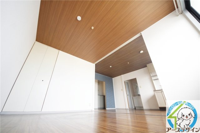 サンビレッジ吉川A棟の居間・リビング|※類似写真