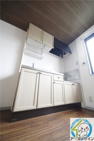 サンビレッジ吉川A棟のキッチン|※類似写真