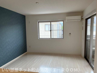 【居間・リビング】 | ファミーユコート