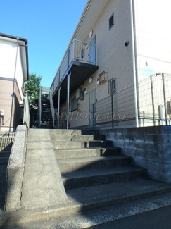 【エントランス】 | 駐輪場