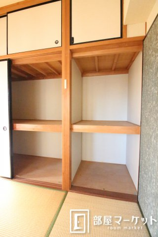 【収納】 | 日高ビル
