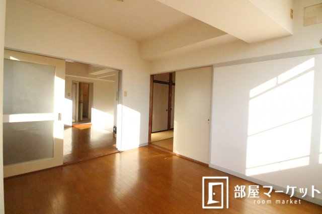 【居間・リビング】 | 日高ビル