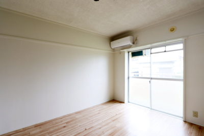 【居間・リビング】 | ビレッジハウス松園2号棟