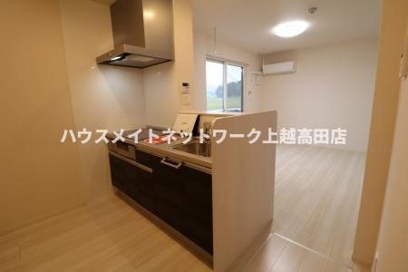 サニーガーデンのキッチン|対面キッチン