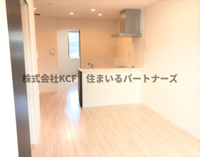 【居間・リビング】 | コル・クラージュA | ※前年完成の別物件になります。写真はイメージです。