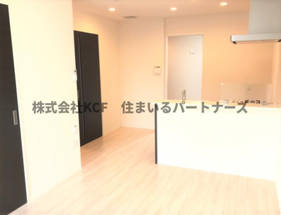 【居間・リビング】 | コル・クラージュA | ※前年完成の別物件になります。写真はイメージです。