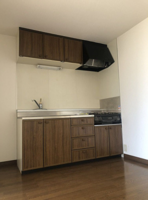 【キッチン】 | ヴィランテ城南 | コンパクトなキッチンで掃除もラクラク